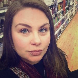 Meet your Posher, Kim